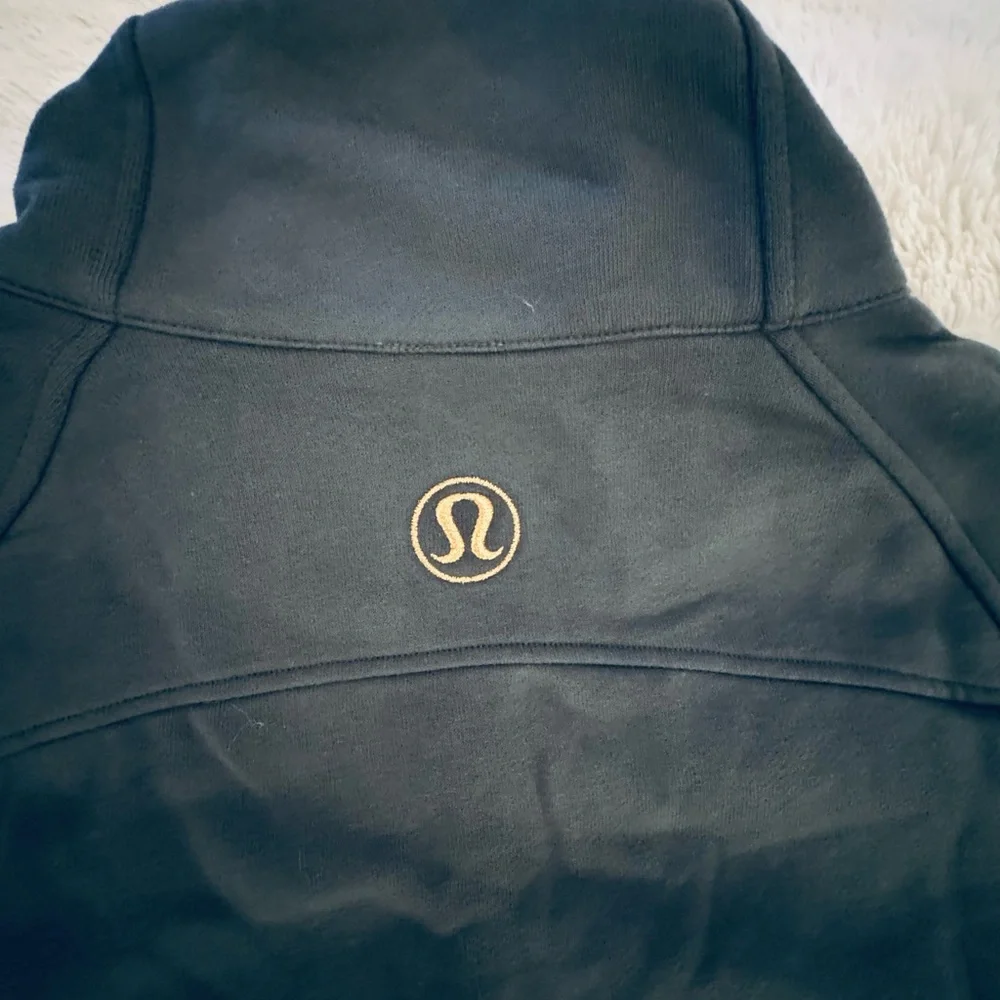 NWT lululemon Scuba Dark Forest Green/Gold Oversized Half-Zip Funnel Neck, M/L - Picture 4 of 4